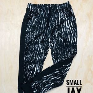 Joggers NWT